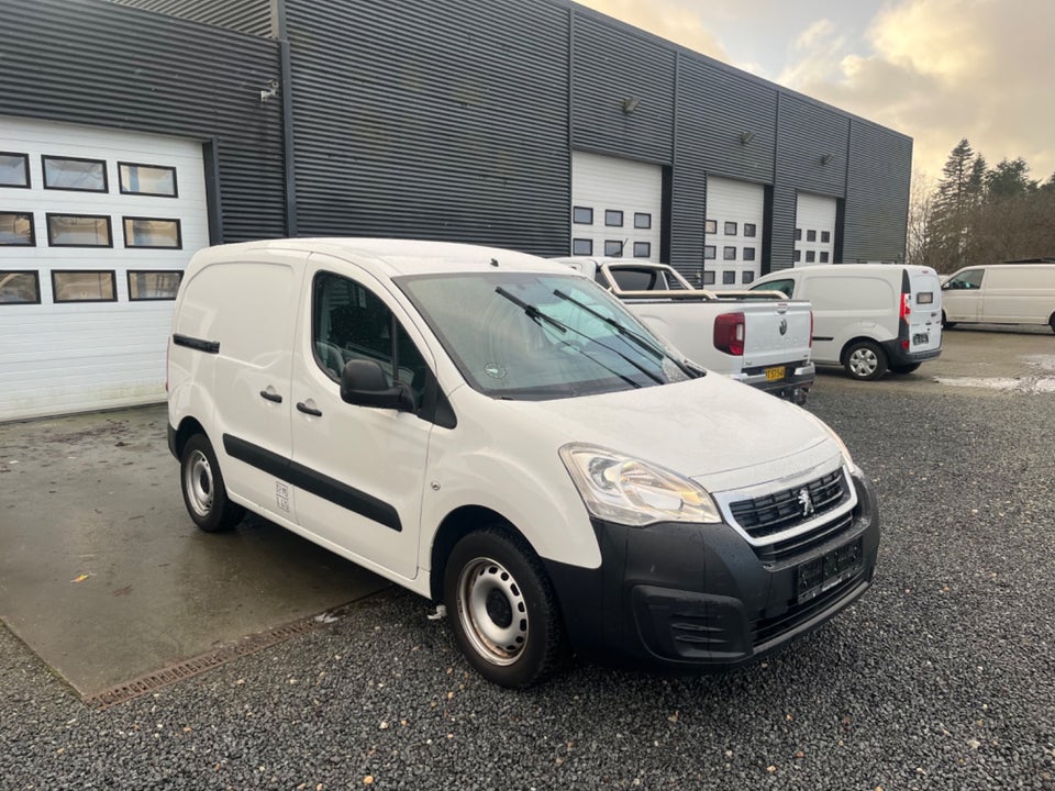 Peugeot Partner 1,6 BlueHDi 100 L1 Flex Van 5d