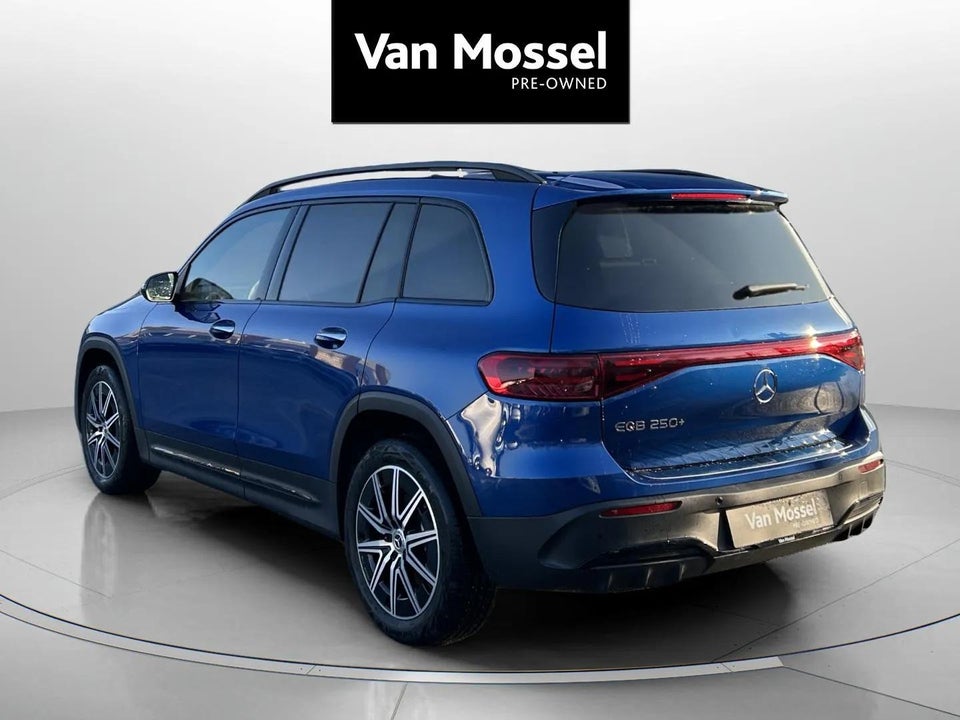Mercedes EQB250+ AMG Premium 7prs 5d