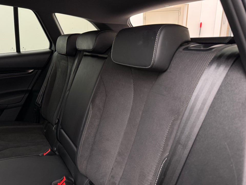 Skoda Enyaq 60 iV Sportline 5d