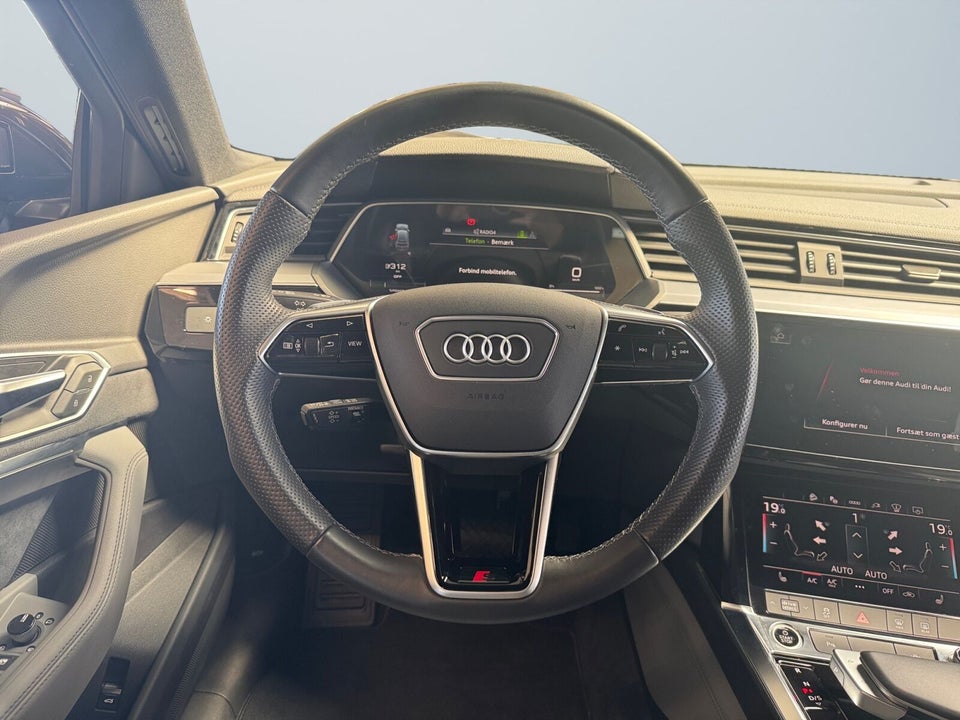 Audi e-tron 55 Advanced Sportback quattro 5d