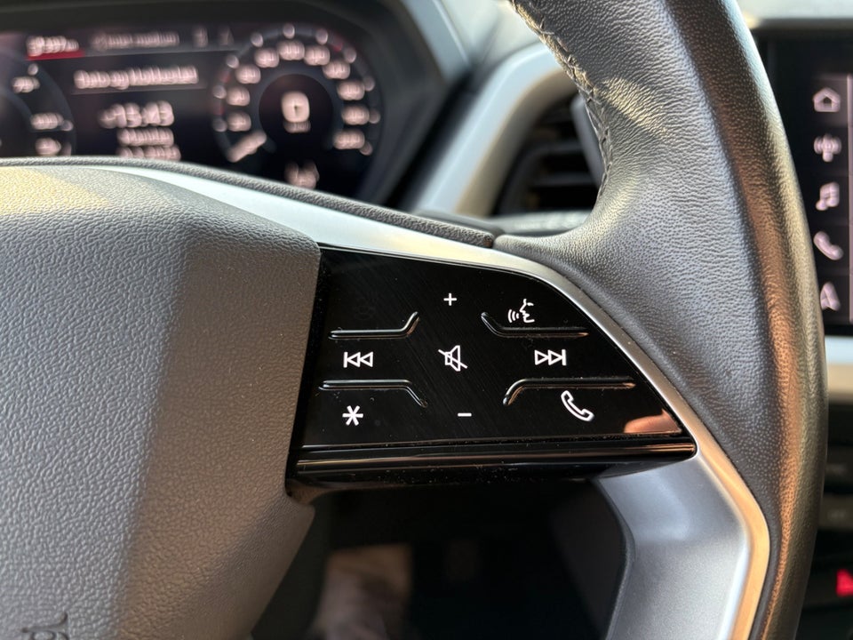 Audi Q4 e-tron 40 Advanced 5d