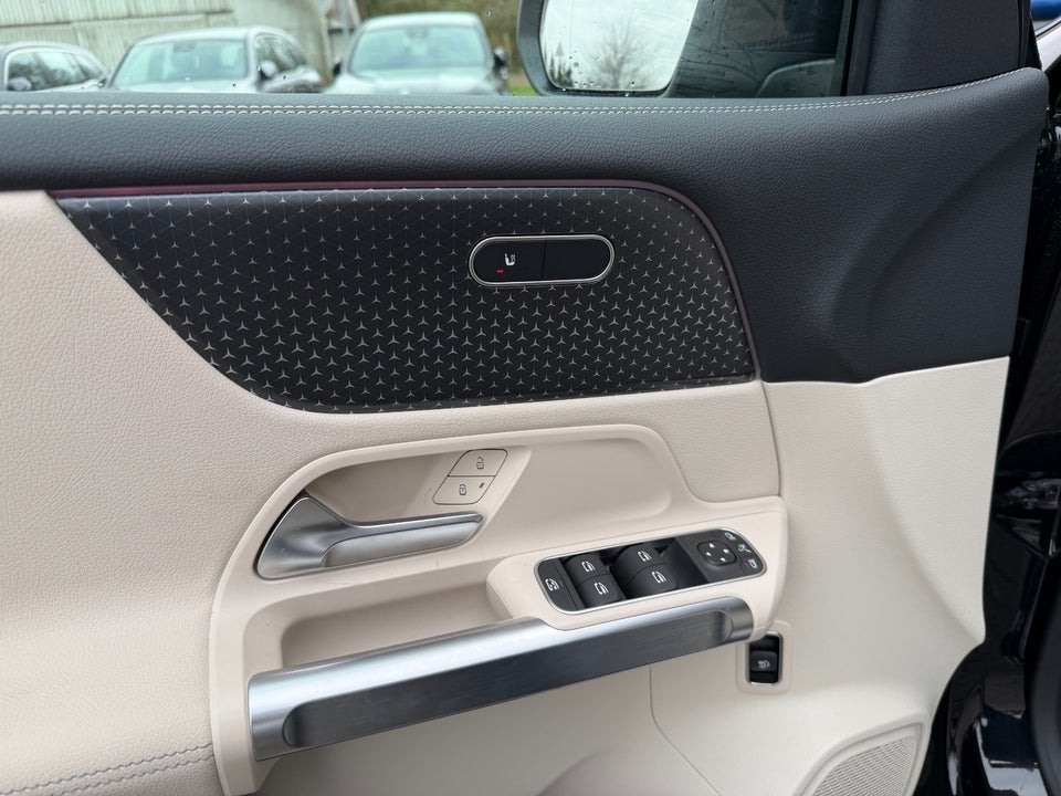 Mercedes EQB250+ Progressive 5d