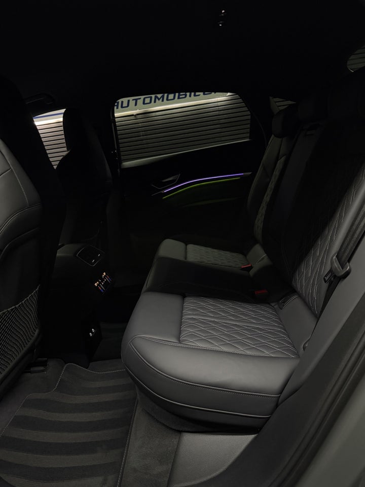 Audi Q8 e-tron 55 S-line Sportback quattro 5d