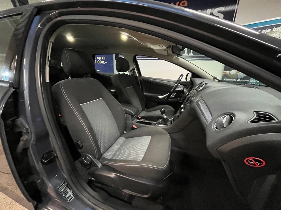 Ford Mondeo 2,0 TDCi 140 Collection stc. 5d