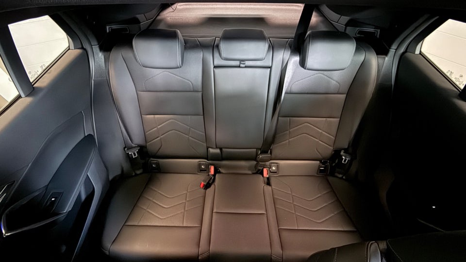 BMW iX2 eDrive20 Charged M-Sport 5d