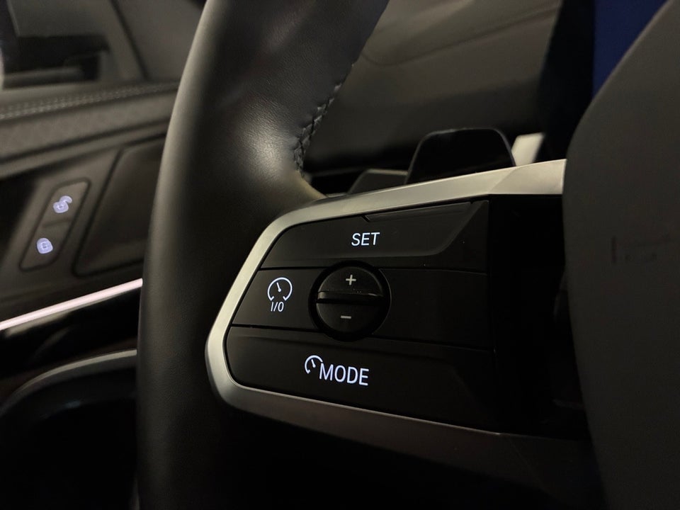 BMW iX2 eDrive20 M-Sport 5d