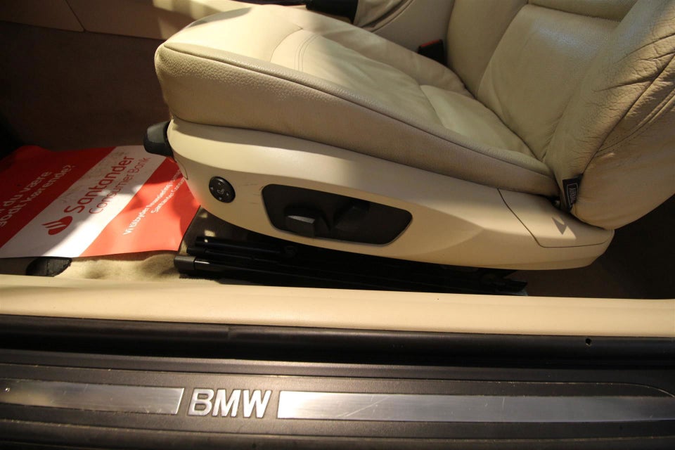BMW 325i 2,5 Coupé Steptr. 2d