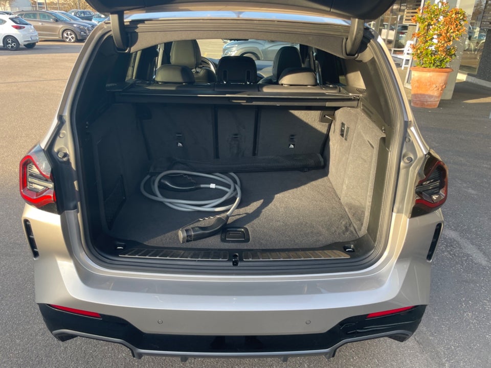 BMW iX3 Charged M-Sport 5d