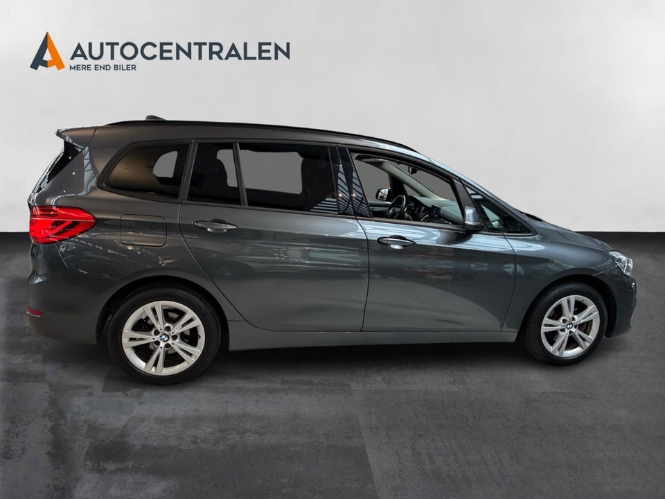 BMW 216i 1,5 Gran Tourer Sport Line 7prs 5d