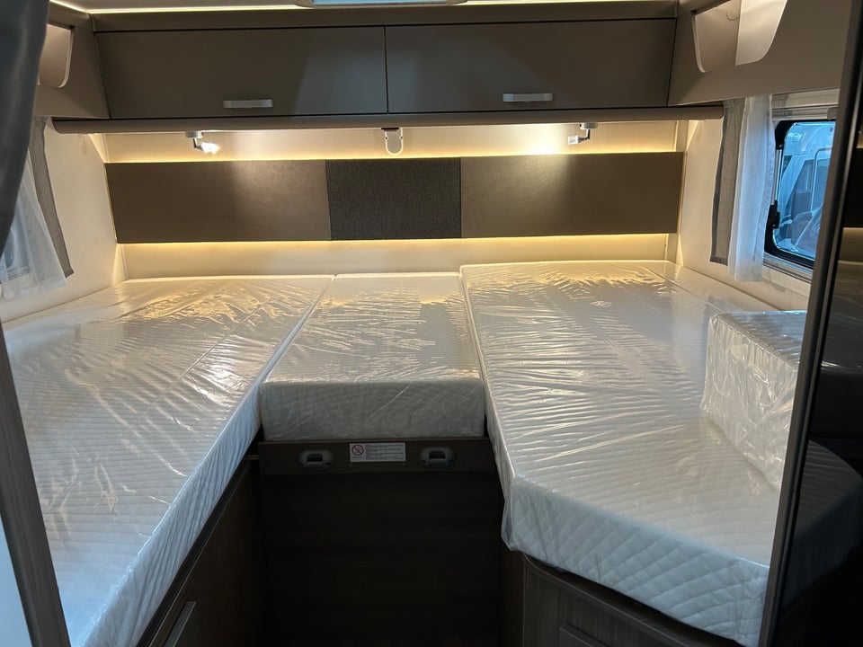 Carado T328 PRO+ 2,2 JTD 140 aut. 3d