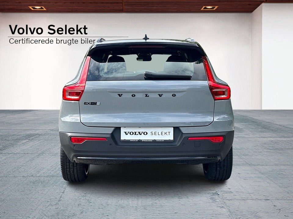 Volvo EX40 Extended Range Black Edition Excess 5d