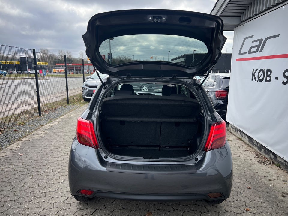 Toyota Yaris 1,3 VVT-i T2 Komfort 5d