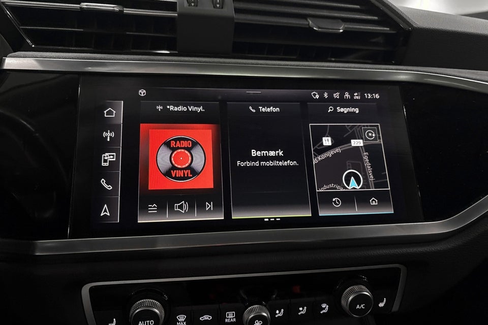 Audi Q3 45 TFSi e Attitude plus S-tr. 5d