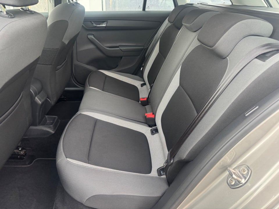 Skoda Fabia 1,2 TSi 110 Ambition Combi DSG 5d