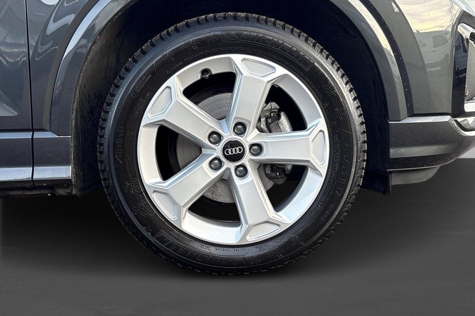 Audi Q2 35 TFSi Prestige S-tr. 5d