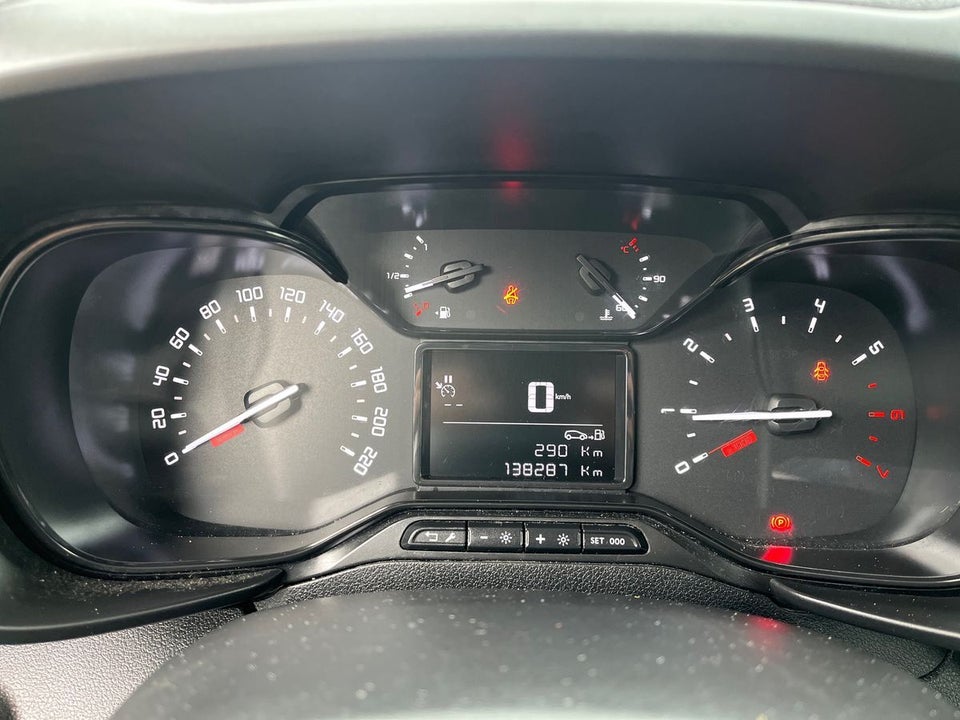 Toyota ProAce City 1,5 D 102 Medium Comfort 5d