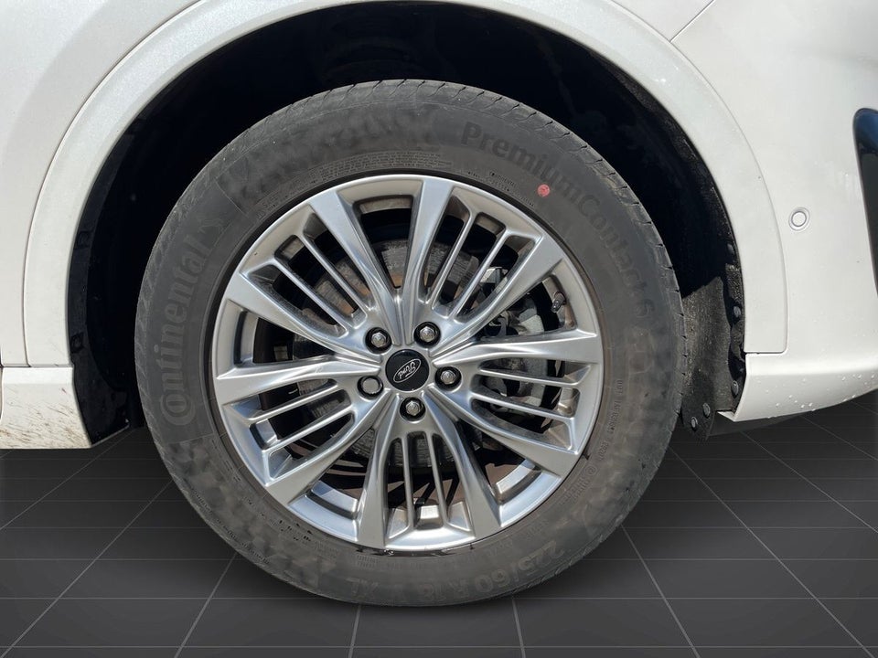 Ford Kuga 2,5 PHEV Vignale CVT 5d