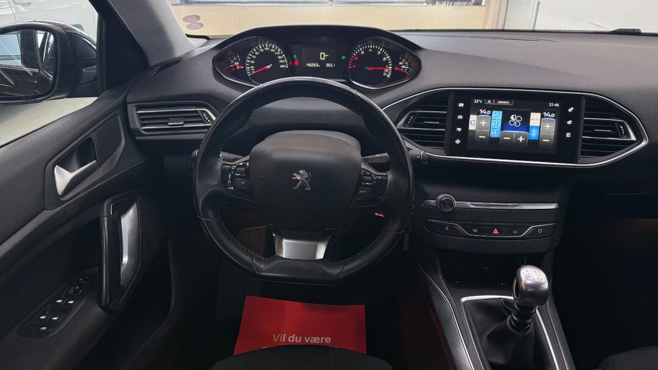 Peugeot 308 1,2 e-THP 130 Allure Sky SW 5d