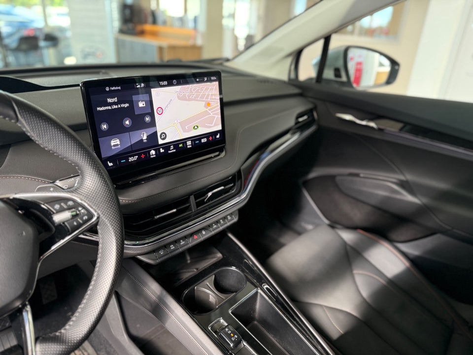 Skoda Enyaq 80 iV Suite 5d