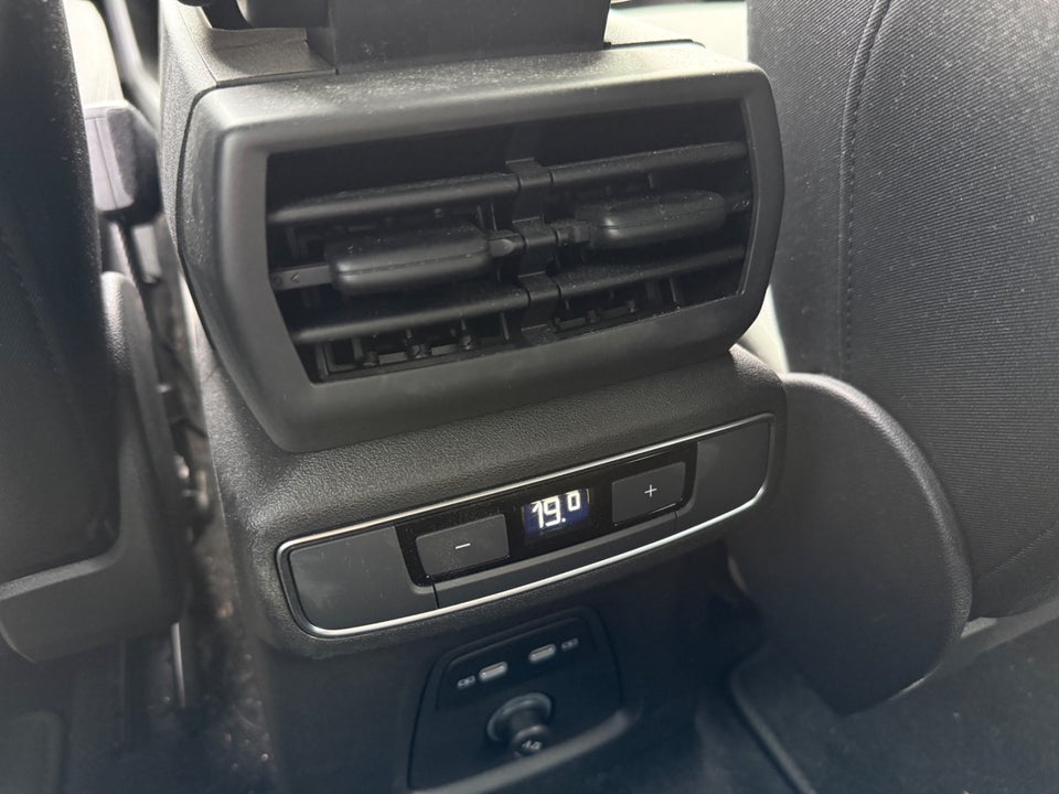 Audi Q4 e-tron 40 Advanced 5d