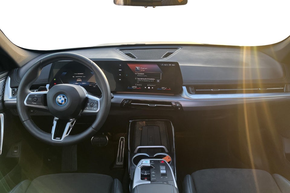 BMW iX1 eDrive20 M-Sport Pro 5d