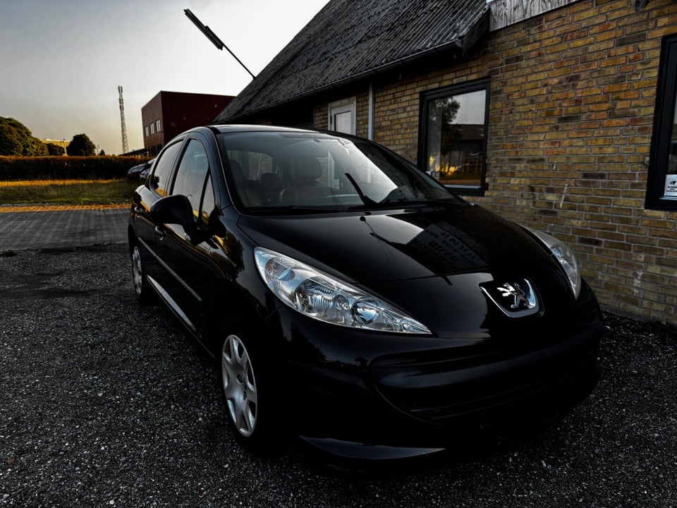 Peugeot 207 1,4 XR+ 5d