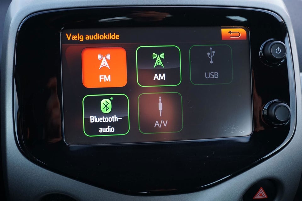 Toyota Aygo 1,0 VVT-i x-play x-touch 5d