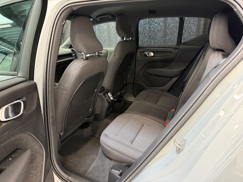 Volvo EX40 Extended Range Core 5d