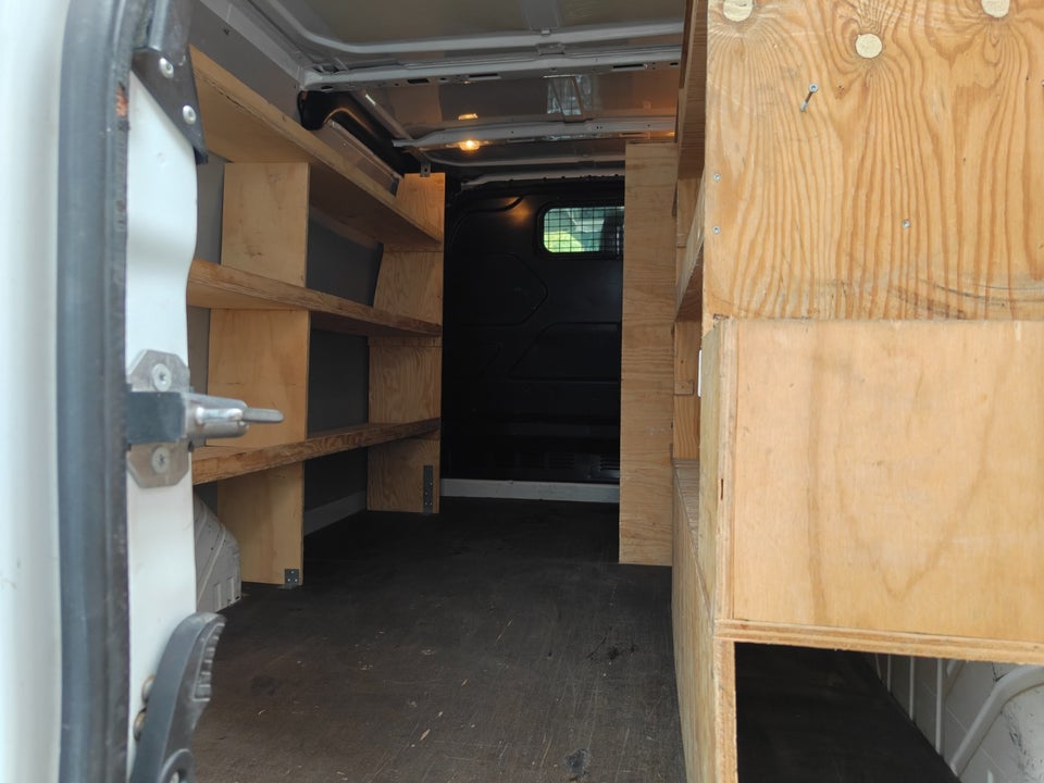 Ford Transit Custom 320 L2 2,0 TDCi 130 Trend aut.