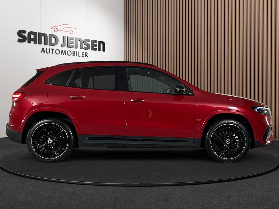 Mercedes EQA300 AMG Line 4Matic 5d