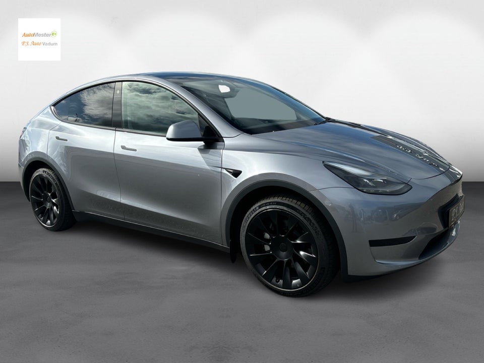 Tesla Model Y RWD 5d