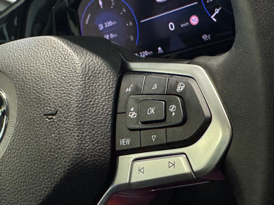 VW Golf VIII 1,4 eHybrid DSG 5d