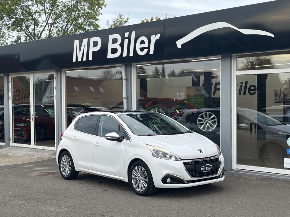 Peugeot 208 1,6 BlueHDi 100 Allure Sky 5d