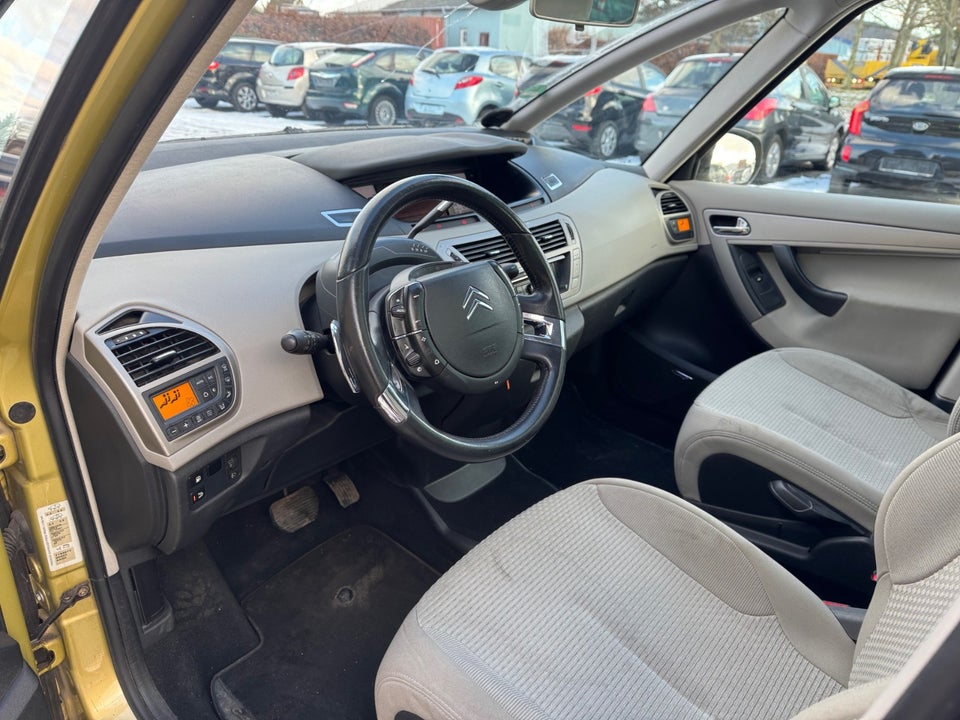 Citroën Grand C4 Picasso 2,0 HDi 138 Exclusive E6G 7prs 5d