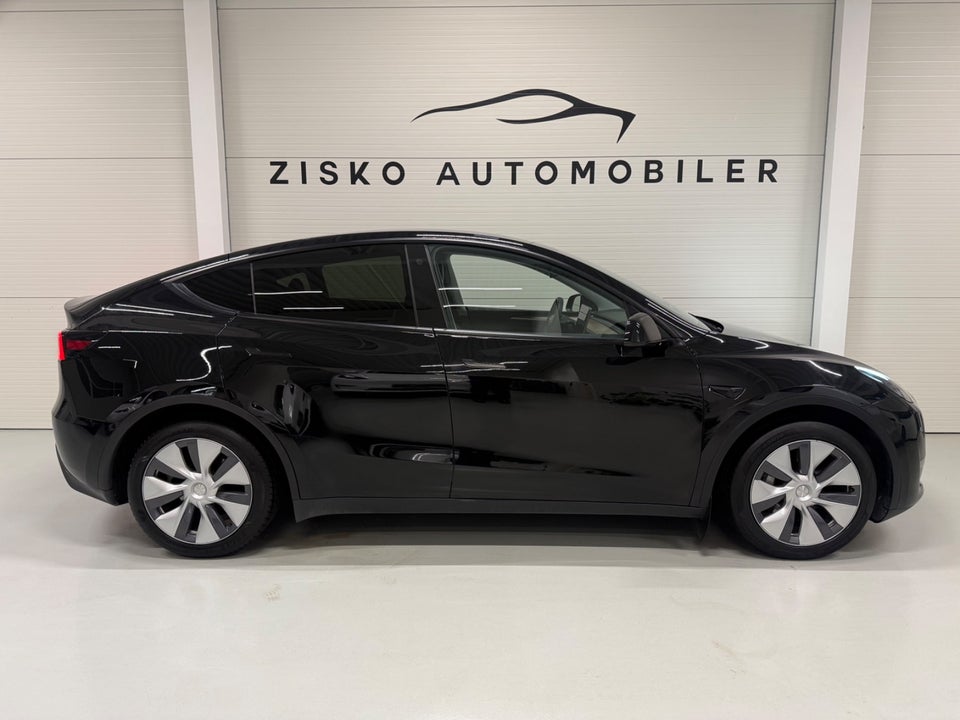 Tesla Model Y Long Range AWD 5d