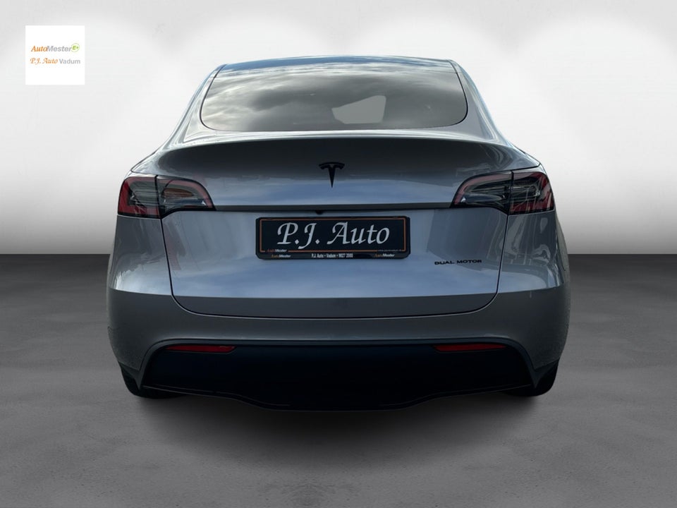 Tesla Model Y RWD 5d