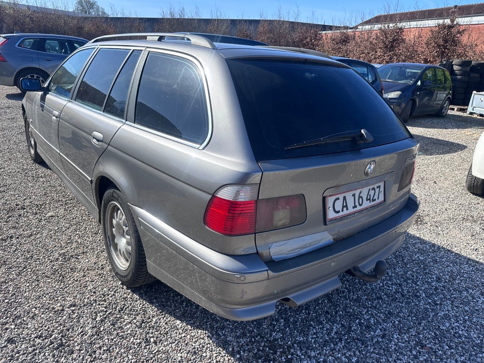 BMW 520i 2,2 Touring Steptr. 5d