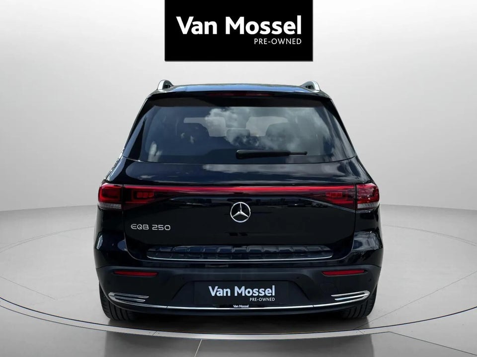 Mercedes EQB250 Progressive 5d