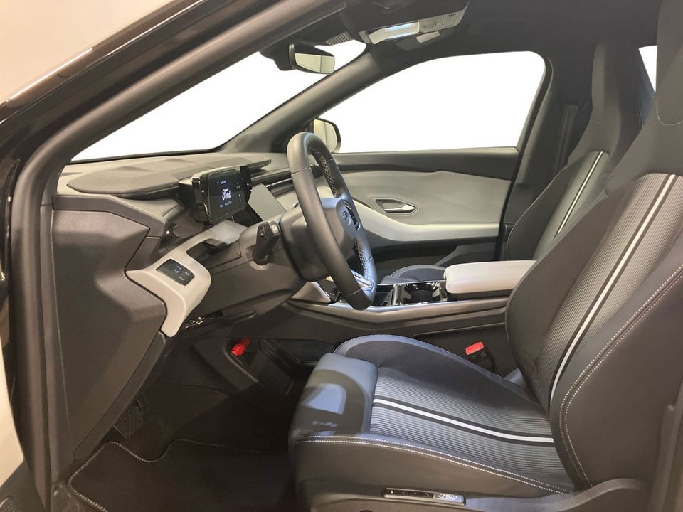 Ford Capri 77 Select Extended Range 5d