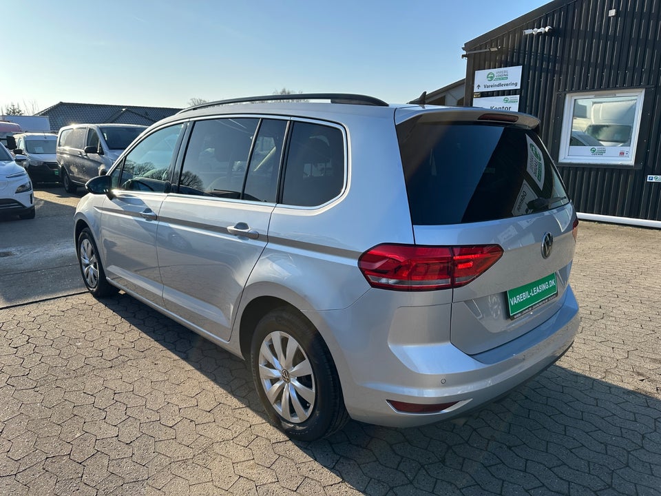 VW Touran 2,0 TDi 150 Comfortline DSG Van 5d