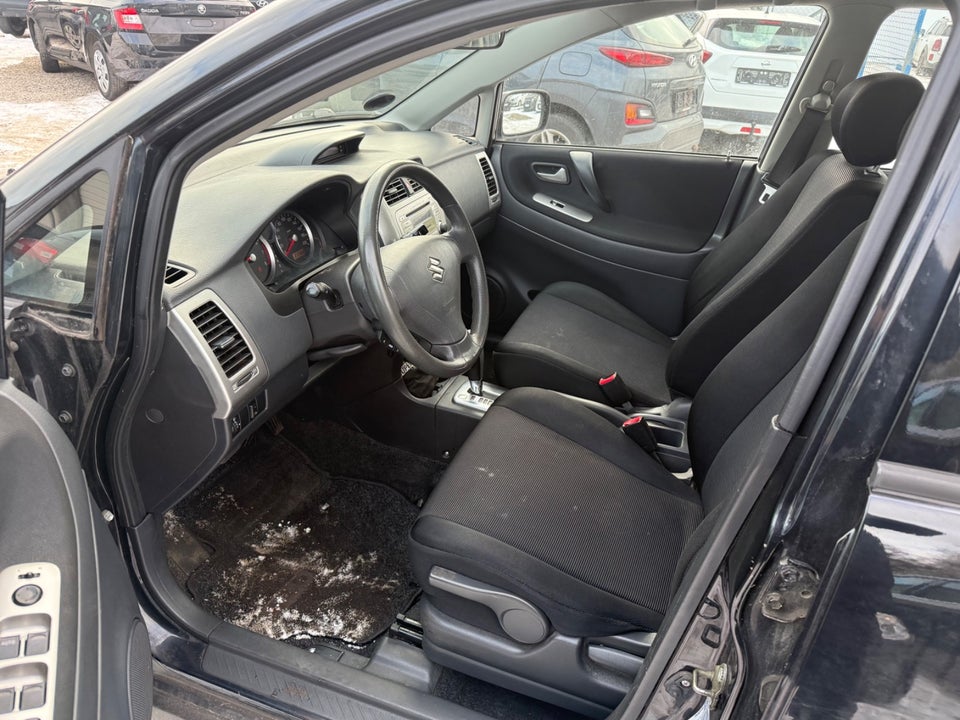 Suzuki Liana 1,6 GL aut. 5d