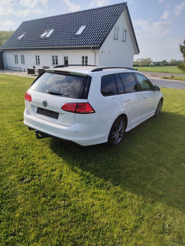 VW Golf VII 1,6 TDi 110 R-line DSG BMT 5d