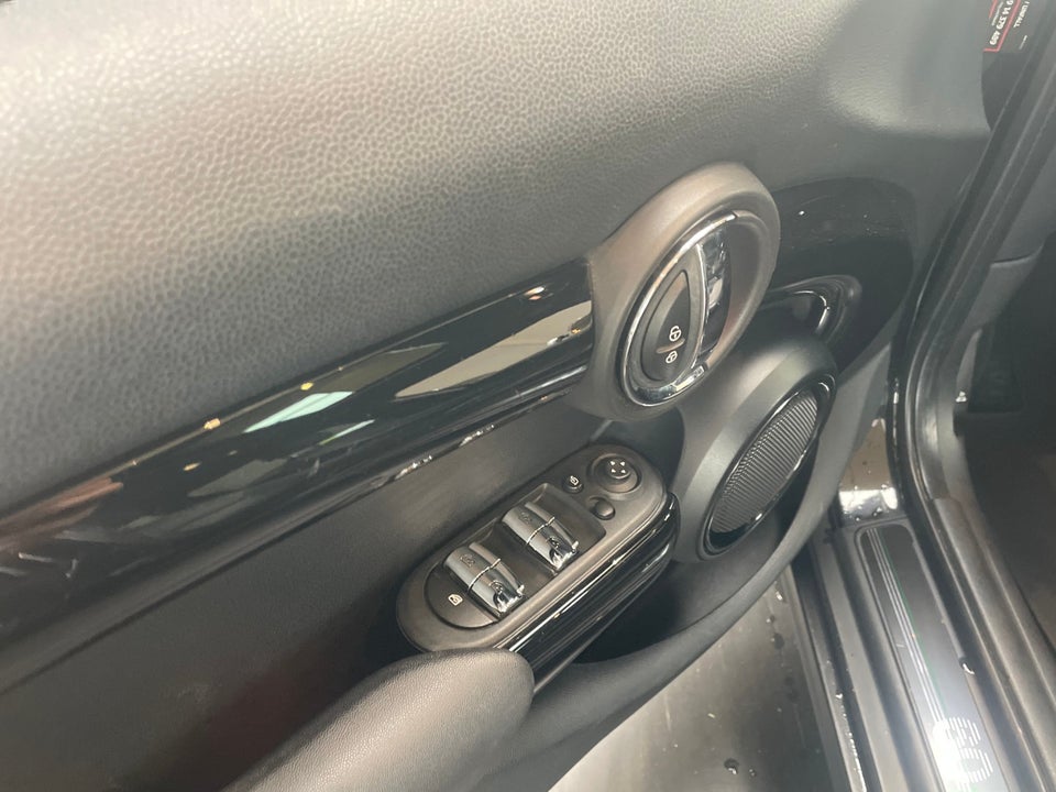 MINI Cooper 1,5 60 Years aut. 5d