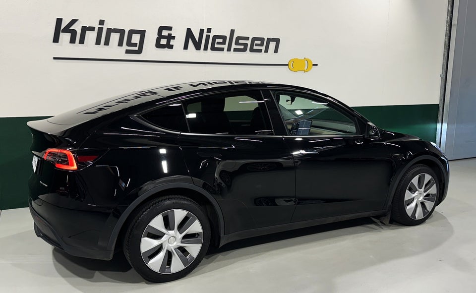 Tesla Model Y Long Range AWD 5d