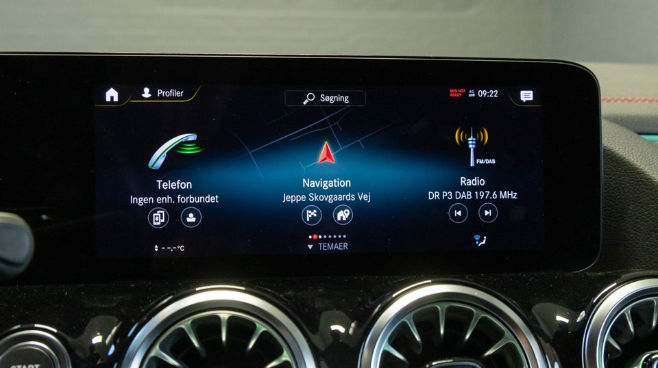 Mercedes EQA350 AMG Line 4Matic 5d