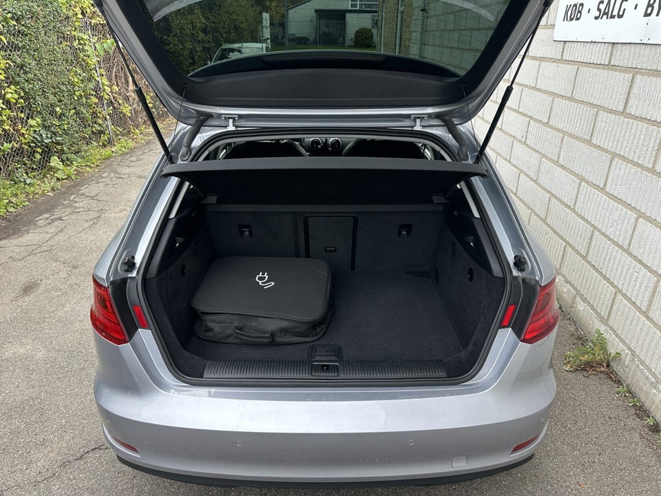 Audi A3 1,4 e-tron Sport Sportback S-tr. 5d