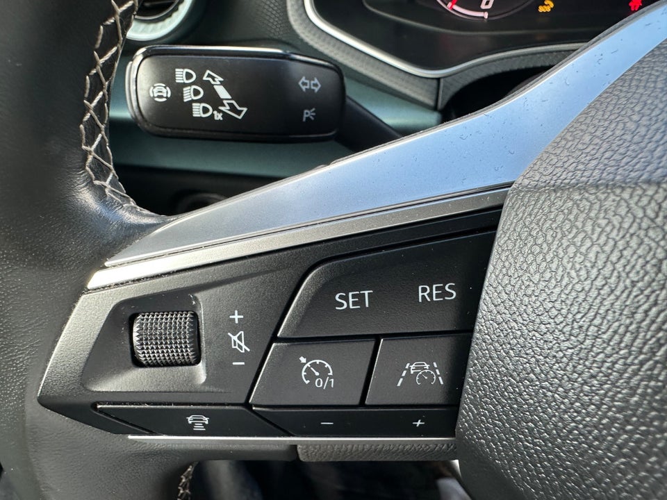 Seat Arona 1,0 TSi 110 Xperience DSG 5d