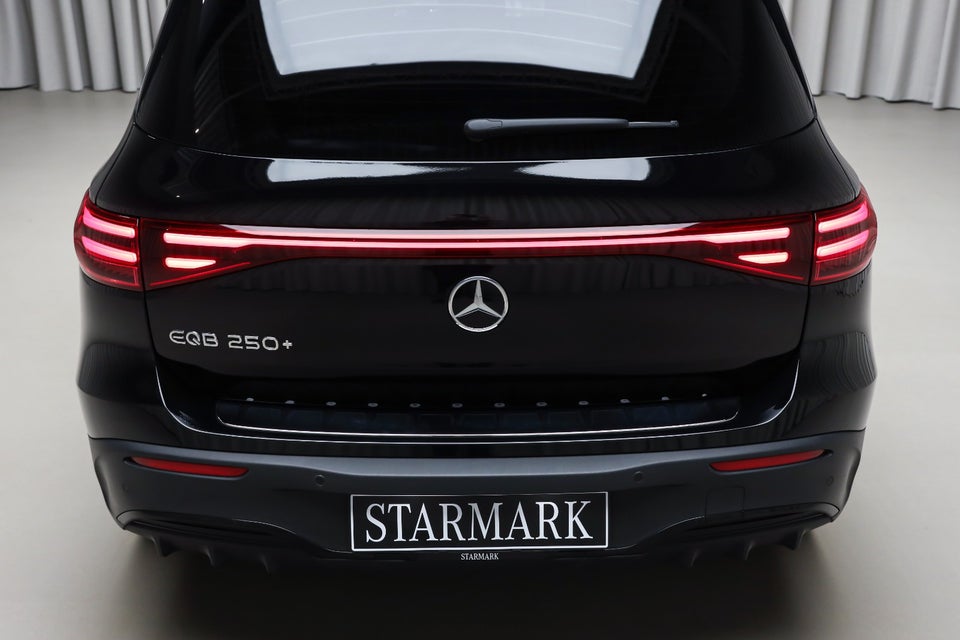 Mercedes EQB250+ AMG Premium 7prs 5d