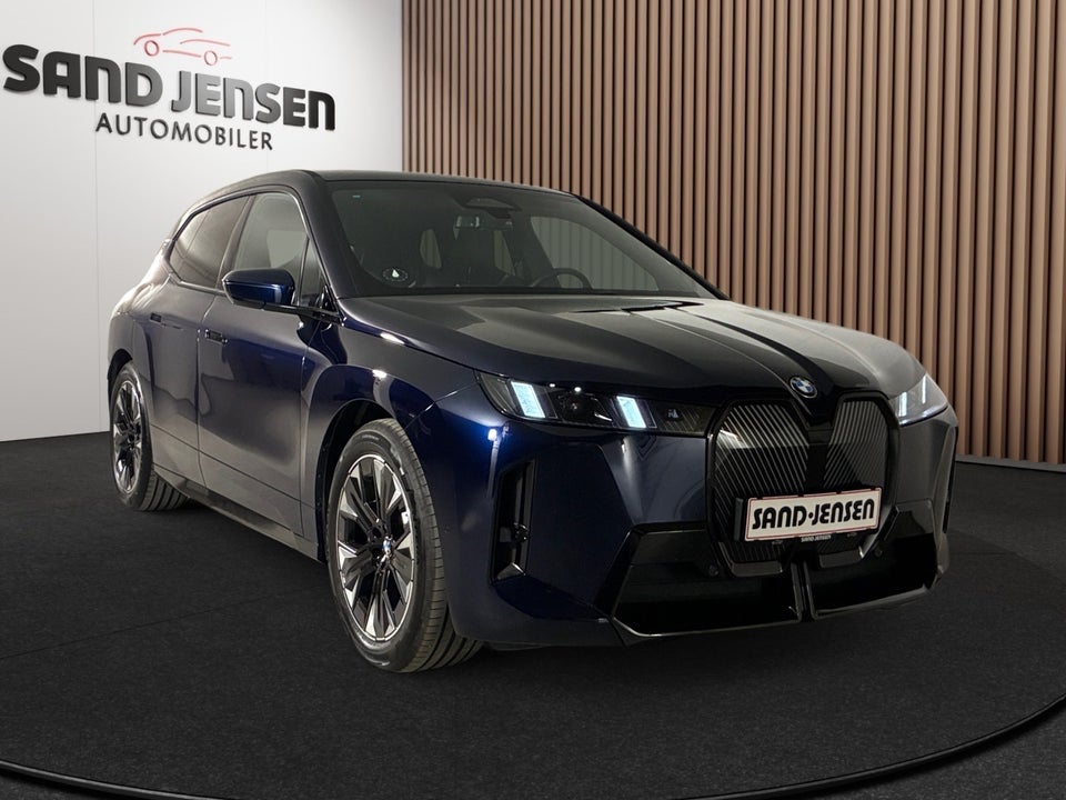 BMW iX xDrive45 M-Sport 5d