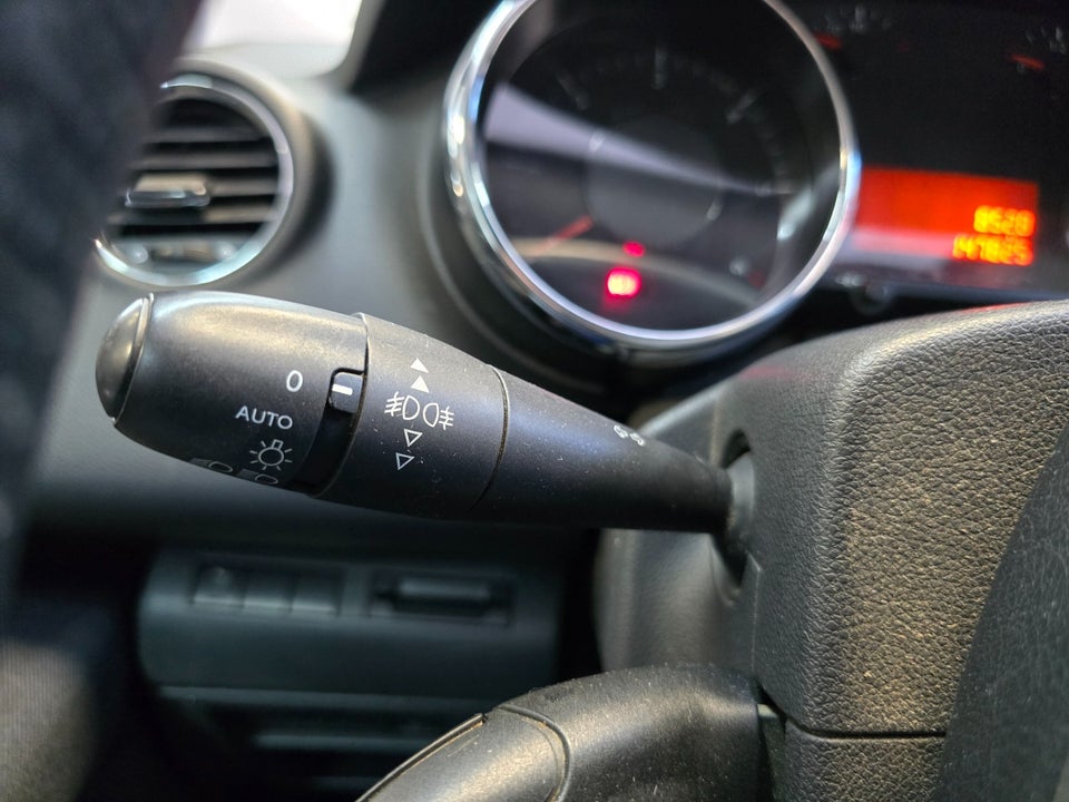 Peugeot 3008 2,0 HDi 150 Active Van 5d